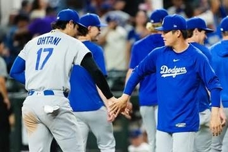 ド軍快勝の直後…大谷翔平＆山本由伸が“突如登場”　圧倒的な存在感、燦然と輝く「100」