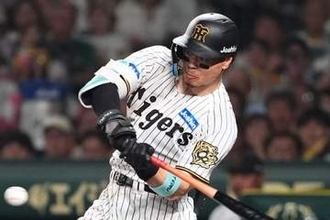 佐藤輝明に“困惑”「これで行くの？」　甲子園歓喜も…規格外の一打は「良い意味でおかしい」