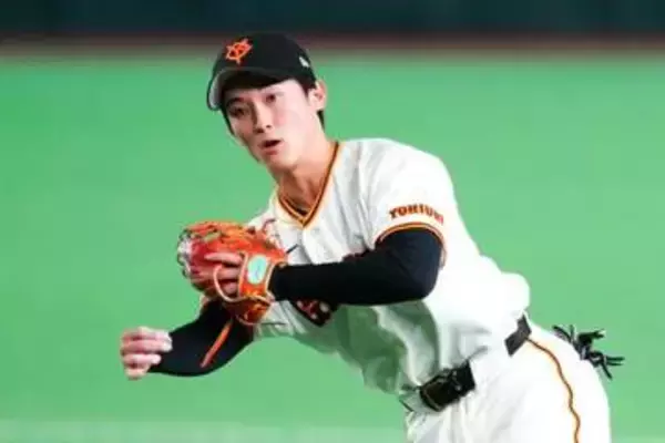 「GG確定」　巨人23歳の超絶美技…消えた“定位置”の概念、ファン戦慄「エグすぎる」