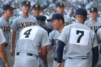 甲子園で「初めて見た」　高校球児らしい“振る舞い”に脚光…ベンチ前の光景が「好きだなぁ」