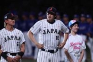 大谷翔平がドアラを“無視”　3年ぶり塩対応に天狗ポーズで怒り…悪ガキ発動に球場爆笑