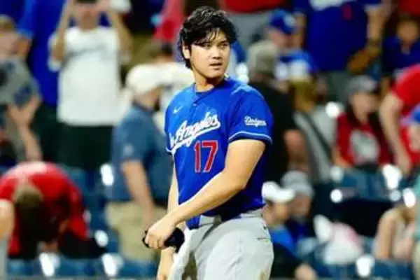 大谷翔平の右肘が…試合直後にアクシデント発生　同僚の足が直撃、まさかの“不運”