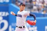 「横浜・織田翔希、自己最速157キロ　初回に156キロで更新直後…準決勝・慶応戦でギア全開」の画像1