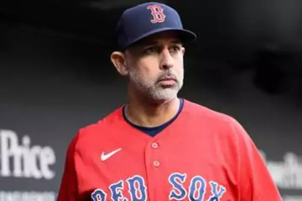 最下位Rソックス、3A監督のトレイシーが暫定で指揮　米メディア報道…コーラ監督を電撃解任