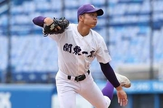 関東第一のエースを支える「勇者」の2文字　両親を亡くした先輩が“帽子”に託した思い