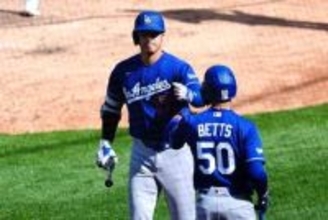 大勝から2時間…大谷翔平、待望1号より先に添えた“1枚”　繋がるナインとの絆