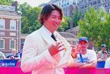 「「すごい絵面」村上宗隆がハグした“超大物”　MLBも即反応したサプライズ「アツすぎる」」の画像1