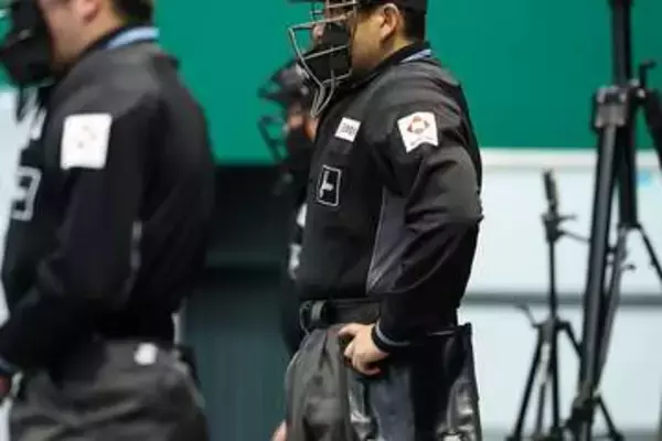 NPBでロボット審判導入はある？　見落としていた“課題”…球界OBが指摘したコスト負担