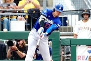 大谷翔平は「本当にアメージング」　LA中継が見届けた“変態13号”…体勢崩れても柵越えの怪