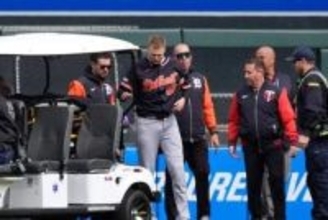 外野手が激突で大怪我「防げた事故だ」　骨折に出血…米ファン戦慄「何て恐ろしい」