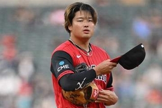 村上宗隆が驚きの反応「破られなかった」　復帰戦ですぐさま熱狂…シカゴを虜にした一瞬