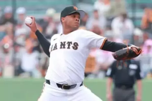 巨人にいた“秘密兵器”「打てる気がしない」　剛球連発で待望論「支配下はよ」