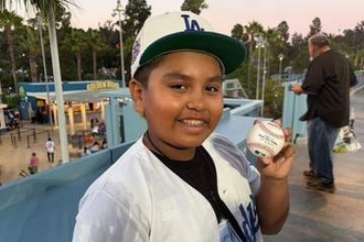 大谷HRキャッチは11歳の“ライパチくん”「嬉しい」　300号王手弾を華麗にキャッチ
