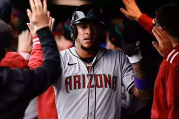 メディアに煽られた“不仲”　182億円男が猛反論…放出説浮上「決着をつける」