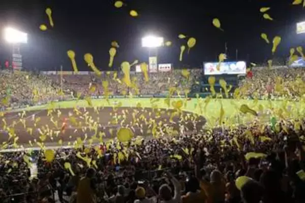 甲子園に復活した「ジェット風船」　7年ぶり解禁…名物応援に大歓声、選手らも見つめる