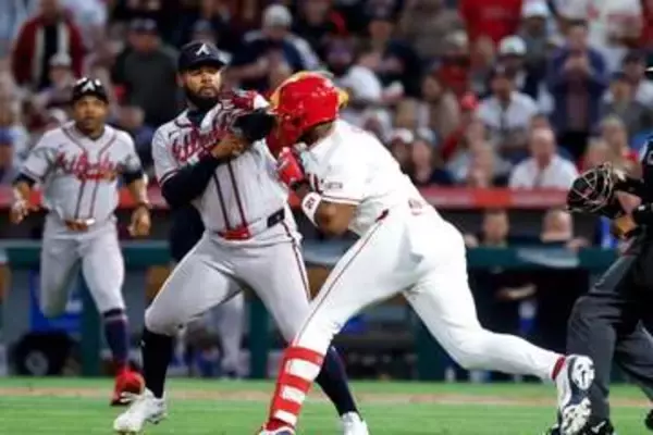 MLBの「とんでもない映像」に米記者驚愕　エ軍戦で起きた衝撃「信じられなかった」