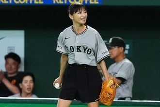 「こんな若い54歳見たことない」　巨人戦に登場した“美魔女”に感動「可愛すぎてておかしい」