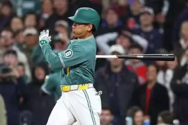 吉田正尚、12年ぶり快挙も…浮き彫りになる“冷遇”　米ファン要望「スタメンに」「使え」