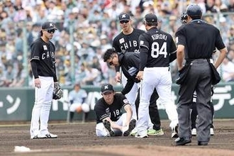 ロッテ種市、担架で運ばれ緊急交代　打球追いかけ負傷…復帰2戦目でアクシデント、頭抱え呆然