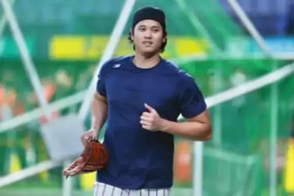 大谷翔平の外野守備練習　狙いは時差ボケ解消か…亀井コーチ「体調を整えている」
