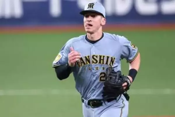 阪神、新助っ人2人をW昇格　ディベイニーは2軍で打率.212…中日戦で2回4失点の茨木が抹消