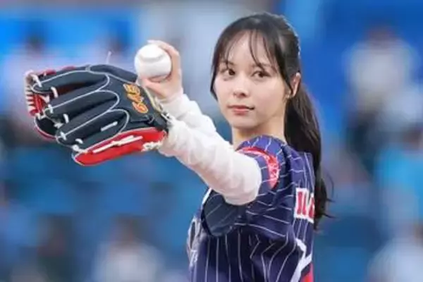 溢れる気品…「好感しかない」　“ガチ勢”美女アナの完璧投球が「ただただ可愛い」