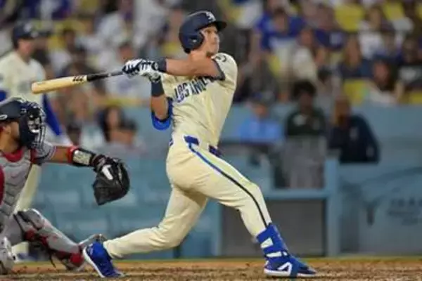 大谷不在も…ド軍に現れた「なんでもできちゃう」男　神業に同僚バンザイ…ファンが逆に“疑問”