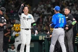 美女2人の発表にファン沸騰「マジですか！」　阪神-DeNA戦で緊急決定「リアタイするしかないやん」