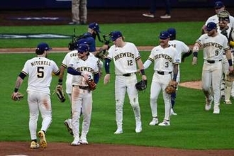 パドレスが痛恨2連敗　守護神ミラー回跨ぎも裏目…ブルワーズが9回逆転サヨナラで地区S突破王手