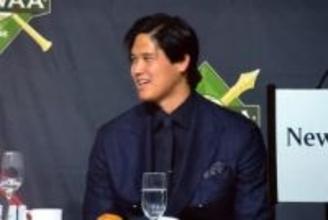大谷翔平に“珍事”「あくびできないね」　黒スーツで特等席も…ファンそわそわ「気が抜けない」