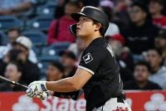 村上宗隆、メジャー史に輝く「14/35」　HR量産で“見つかった”意外な選手…米記者が称えた記録