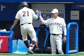 天覧試合で光った"元プロ"早大監督の勝負勘　敵軍エースに刺さった“人情代打”