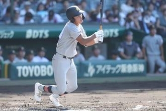 斬新ユニが話題…青森山田アルプスに仰天「やってる」　まさかの行動、NHK中継で発見