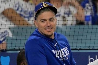 試合中なのに…ド軍キケが敵に“謎要求”　愛あるちょっかいに米爆笑「らしいよな」