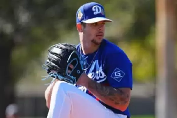 “ド軍有望株”が激白「ショックだった」　復活に欠かせぬ武器「これがなければお手上げ」