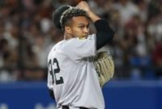 巨人痛恨のサヨナラ負け　守護神ライデルが乱調で4連勝逃す…長岡の劇打に神宮大歓声