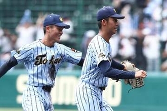 甲子園で飛び出したビッグプレー　緊迫の展開でスタンドどよめく爆肩「ナイスすぎた」