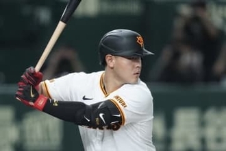 岡本和真に迫るタイムリミット　100億円契約との報道も…残り2日、村上と似た短期の可能性