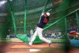 大谷翔平、5階席弾に場内騒然　異例の2日連続のフリー打撃で9HR、侍＆中日選手が口あんぐり