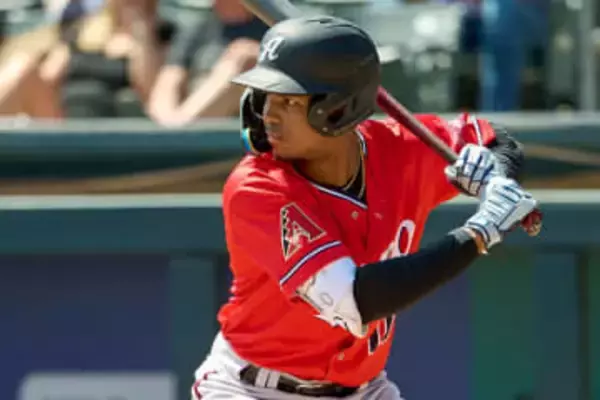 西武、23歳内野手と育成契約「優れた運動能力と強肩」　将来性評価「飛躍できる可能性」