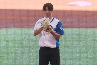 「甲子園史上最高の魔球」　全国Vから15年…色褪せぬ元スターに涙「めっちゃイケメン」