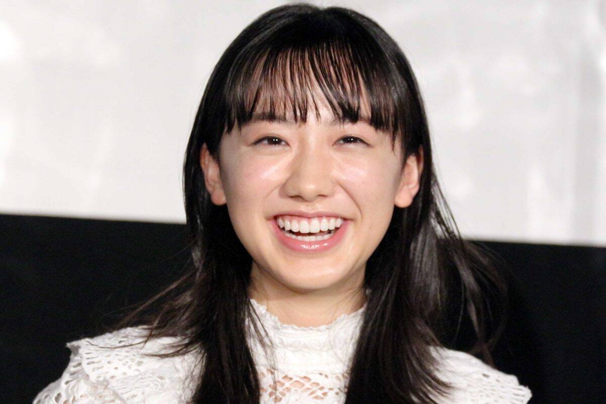 芦田愛菜は「絶対的な安心感のある顔」　国民的女優になる日は：顔相鑑定（244）