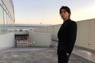 山﨑賢人、インスタで新年のあいさつ「もう16日なのに…」とツッコむ声も