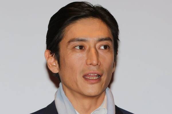 伊勢谷友介 兄 山本寛斎さん追悼 あなたの血は 僕の中に生きてます 年7月28日 エキサイトニュース