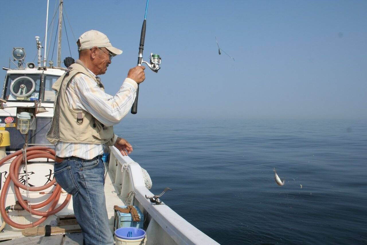 キス叩き釣りのコツ 食い渋るキスにはこう挑む いかに濁りを出せるかがカギ 22年5月12日 エキサイトニュース 2 2