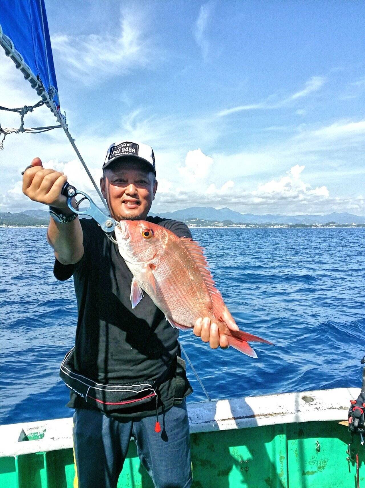 アジを使ったノマセ釣り アジは釣り上げないで 元気なエサでヒット率を飛躍的に伸ばせ 22年5月24日 エキサイトニュース