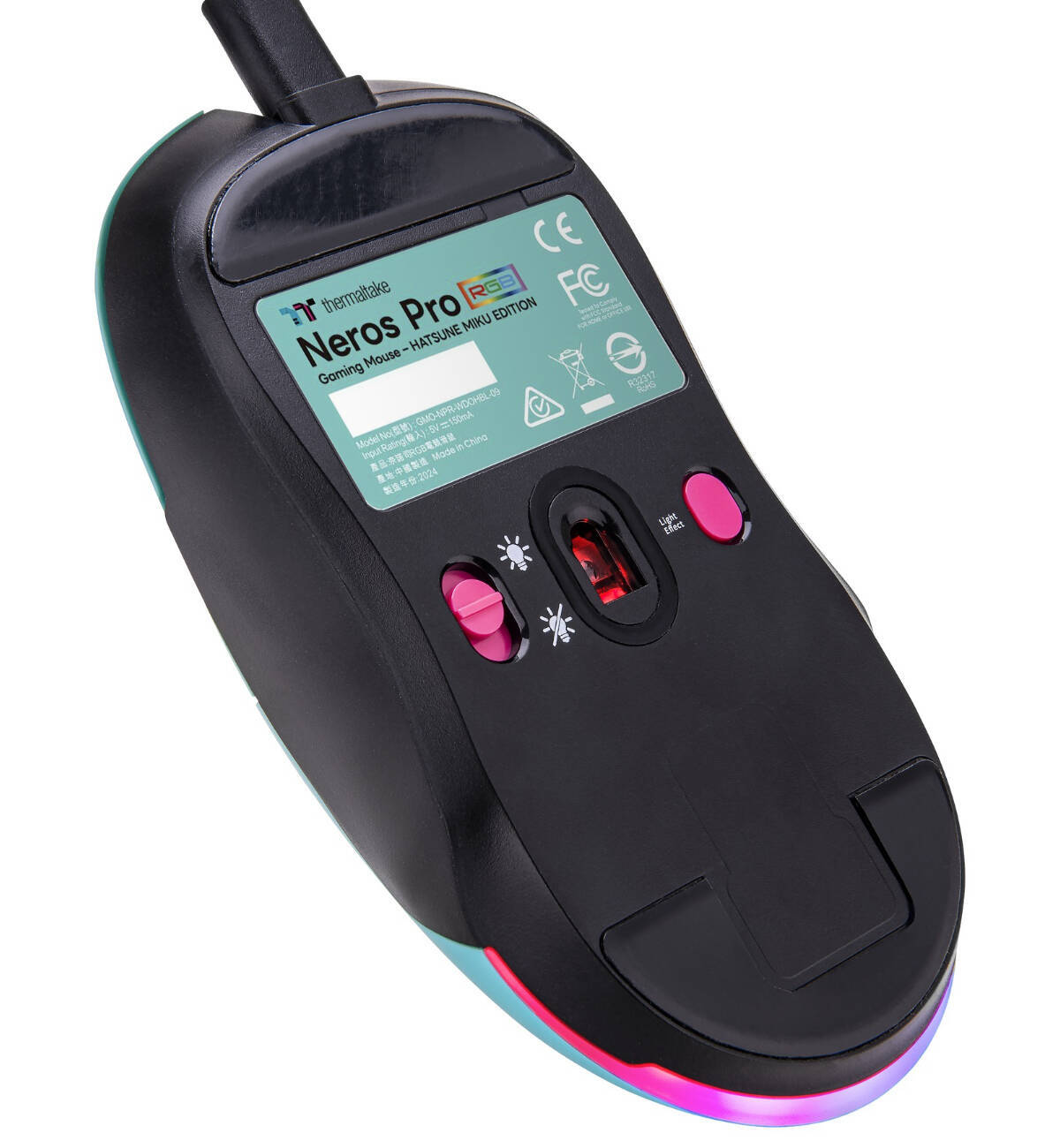 初音ミクとコラボしたThermaltakeのゲーミングマウス・マウスパッドが6月7日に日本向け発売決定