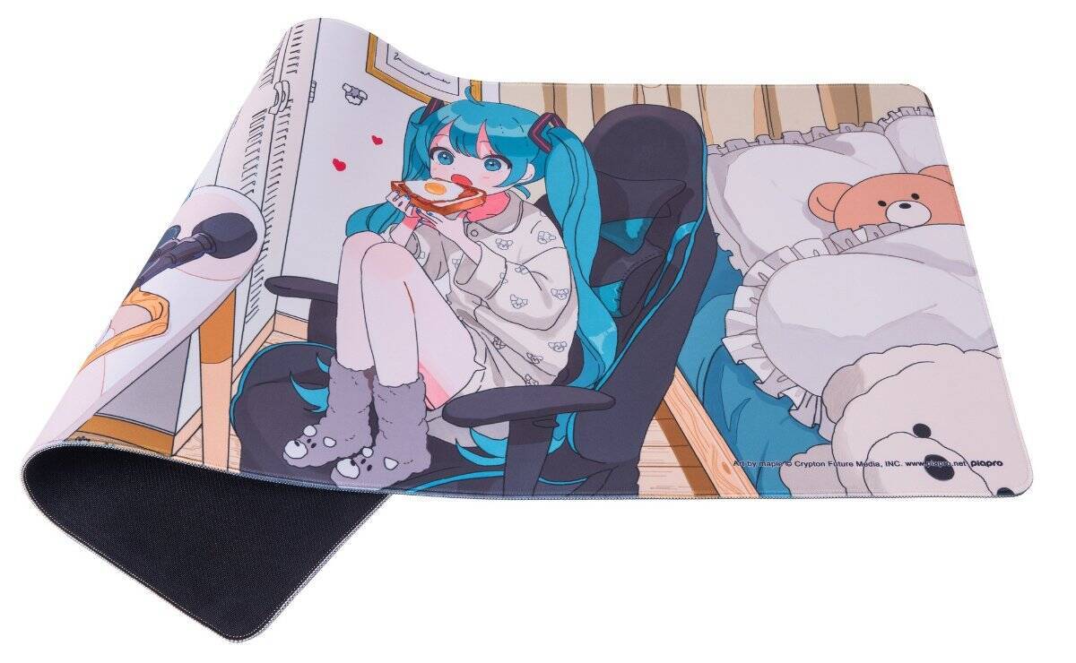 初音ミクとコラボしたThermaltakeのゲーミングマウス・マウスパッドが6月7日に日本向け発売決定