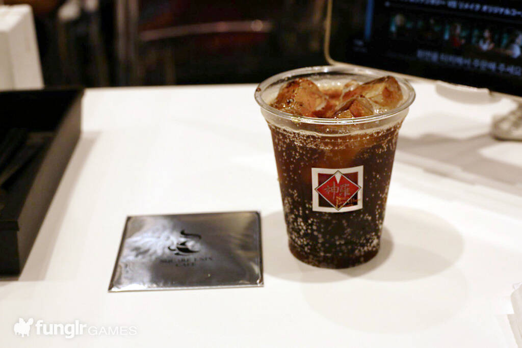今話題のFF7リメイクコラボカフェ開催中の「スクウェア・エニックス カフェOsaka」に潜入レポート！
