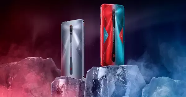 ダブルの冷却システムを搭載した144Hzリフレッシュレートのゲーミングスマートフォン「RedMagic 5S」が発売！